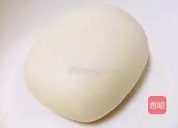 Illustration of making fish head cakes 1