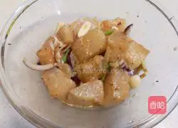 Illustration of how to make pan-fried pangasius fish cubes 8