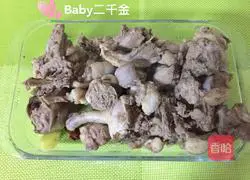 Illustration of how to make spicy drunk duck with beer 3