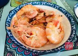Illustration of how to make salt water prawns 4