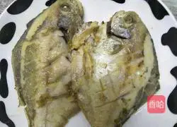 Illustration of braised large crystal fish 6