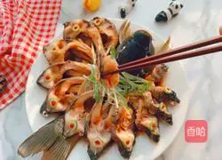 Illustration of how to cook the prosperous peacock fish 15