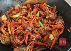 Illustration of how to make spicy crayfish 6
