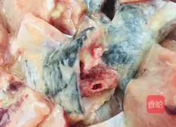 Illustration of making sweet and sour fish cubes 4