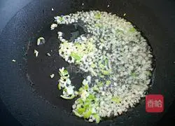 Illustration of how to cook broccoli with tomato sauce 4