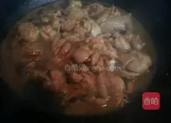 Illustration of braised chicken nuggets 5