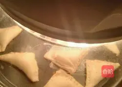 Illustration of how to make puff pastry apple pie 15