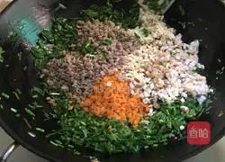 Illustration of how to make rice dumplings in the south (called leek box in the north) 4