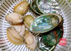 Illustration of how to make abalone and winter melon soup 2