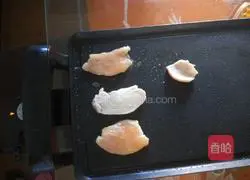 Illustration of how to make Western-style white sauce duck breast 3