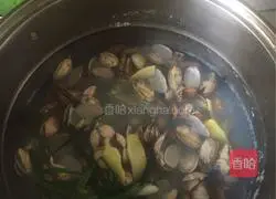 Illustration of how to make spicy huajia 2