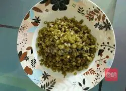 Illustration of how to make minced meat and pickled beans 6