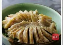 Illustration of how to make spicy chicken with saliva 11