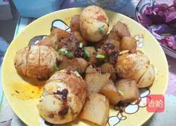 Illustration of how to make stir-fried tiger skin eggs and potatoes with bean paste 14