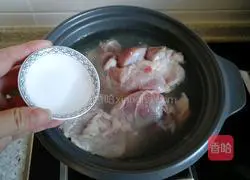 Illustration of Northeastern Bean Sauce Bone Recipe 3