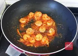 Golden Crispy Shrimp Recipe Illustration 7