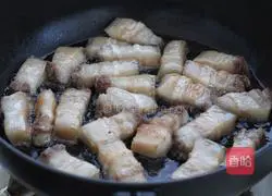 Illustration of Braised Pork and Potatoes Recipe 6