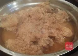 Illustration of how to make steamed pork ribs with rice flour 7
