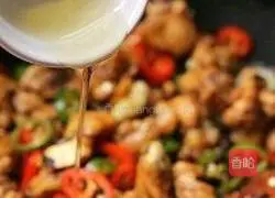 Illustration of how to make spicy chicken nuggets 8