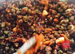 Stir-fry Illustration of how to make snails 6