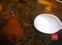 Illustration of how to make pork ribs with vermicelli and stewed mushrooms 13