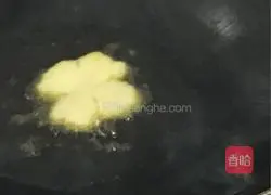 Illustration of how to make stir-fried mashed potatoes 8