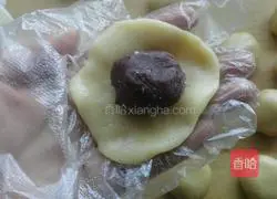 Cantonese bean paste mooncake recipe 7