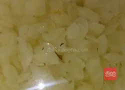 Illustration of how to make papaya, tremella and lotus seed soup 5