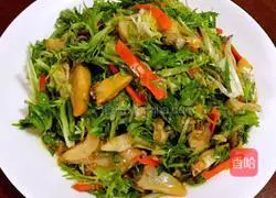 Illustration of how to make garlic paste, fake abalone and bitter chrysanthemum cold salad 6