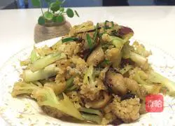 Illustration of how to make fried cauliflower with bacon 16