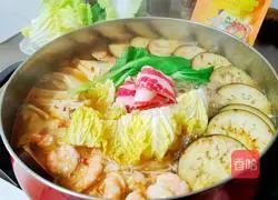 Thai Tom Yum Hot Pot Recipe Illustration 7