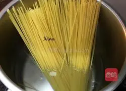 Illustration of how to make white wine clam pasta 2