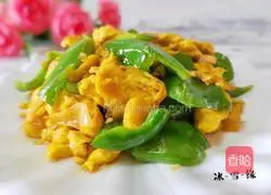 Illustration of how to make scrambled eggs with chili pepper 8