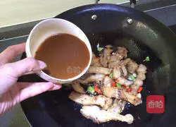 Illustration of braised fish cubes 10