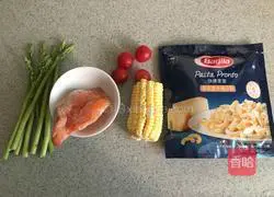 Pasta - -Illustration of how to make smoked salmon elbow noodles 1