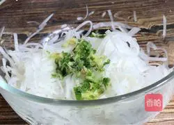 Illustration of how to make steamed radish balls 3