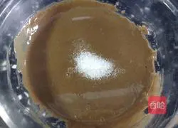 Illustration of how to make sesame chicken shredded cold noodles 7