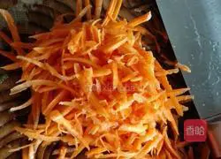 Illustration of how to make fish-flavored shredded pork 3