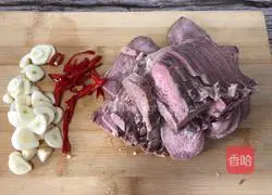 Illustration of how to make cold beef tongue strips 2