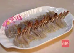 Illustration of how to make garlic vermicelli and open-back shrimp 4