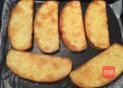Garlic Bread Recipe Illustration 7