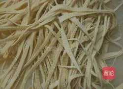 Illustration of how to make thousands of shredded cabbage 4