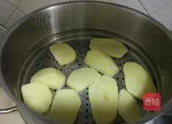 Tuna Potato Salad Recipe Illustration 4