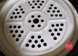 Illustration of how to make steamed oysters with garlic 4