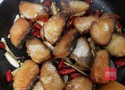 Illustration of how to make spicy herring pieces 7