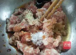 Illustration of how to make assorted meatballs with spiral pasta 2