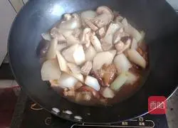 Illustration of how to make braised pork with radish and mushrooms 9