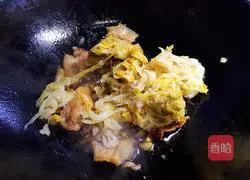 Illustration of how to cook pork belly and sauerkraut 10