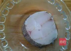 Illustration of how to make fish in tomato sauce 1