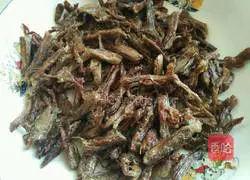 Illustration of how to stir-fry shredded beef 6